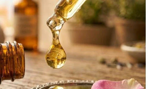 Le Rituel Oriental des 7 Huiles Sacrées : Beauté, Protection et Bien-être