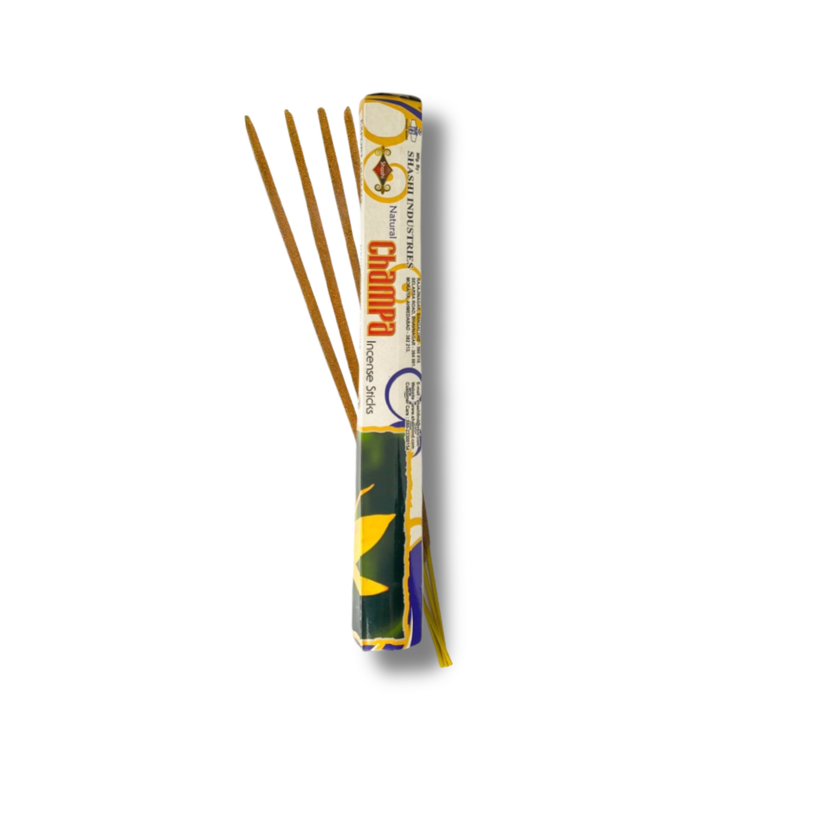 Bâton d’encens Champa naturel diffusant une fumée parfumée dans un espace zen

