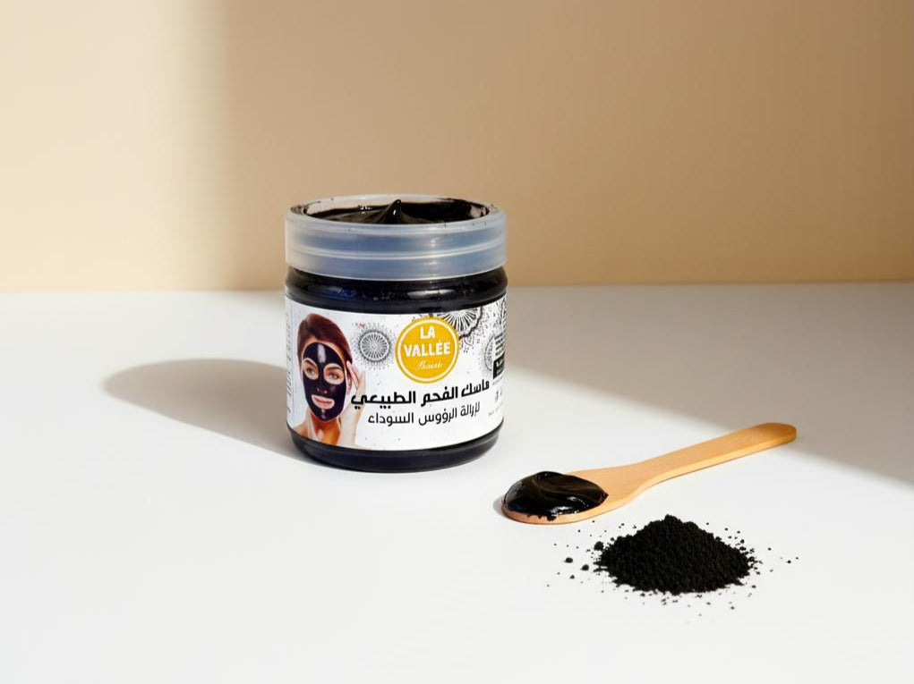 Masque au Charbon Noir – Détox, anti-points noirs & pores dilatés