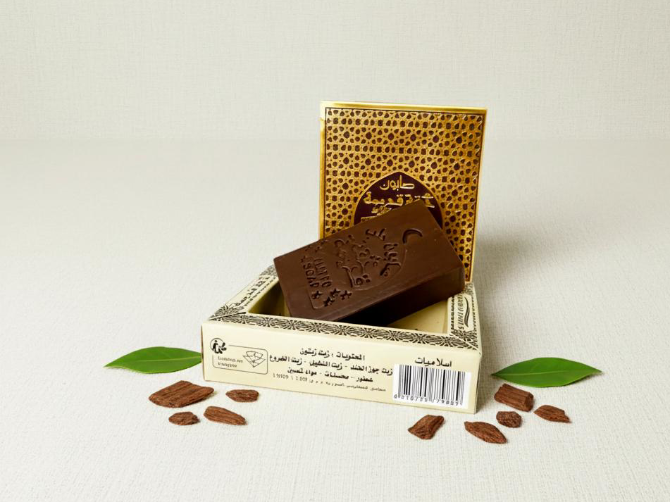 Savon d’Alep parfumé aux 7 huiles – soin naturel doux et frais