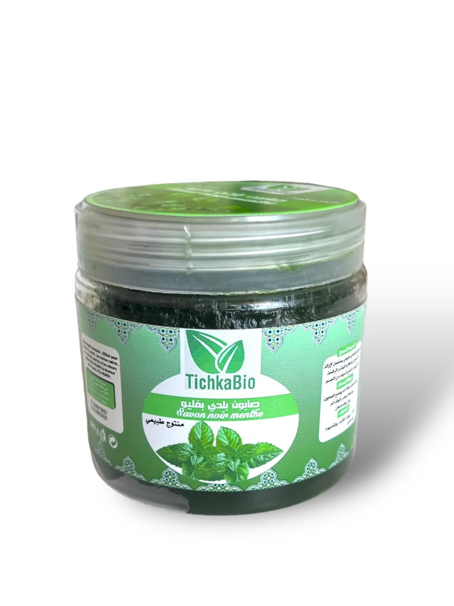 Savon Noir à la Menthe Pouliot – Soin exfoliant rafraîchissant